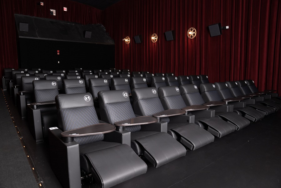 leather reclining theater seats at new braunfels 